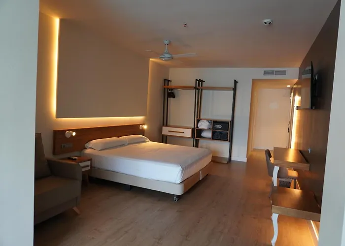 Brisamar Otel Coma-ruga