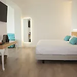 Brisamar كوماروغا